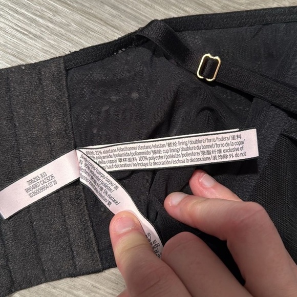 Victoria’s Secret Satin Bustier - Picture 4 of 7